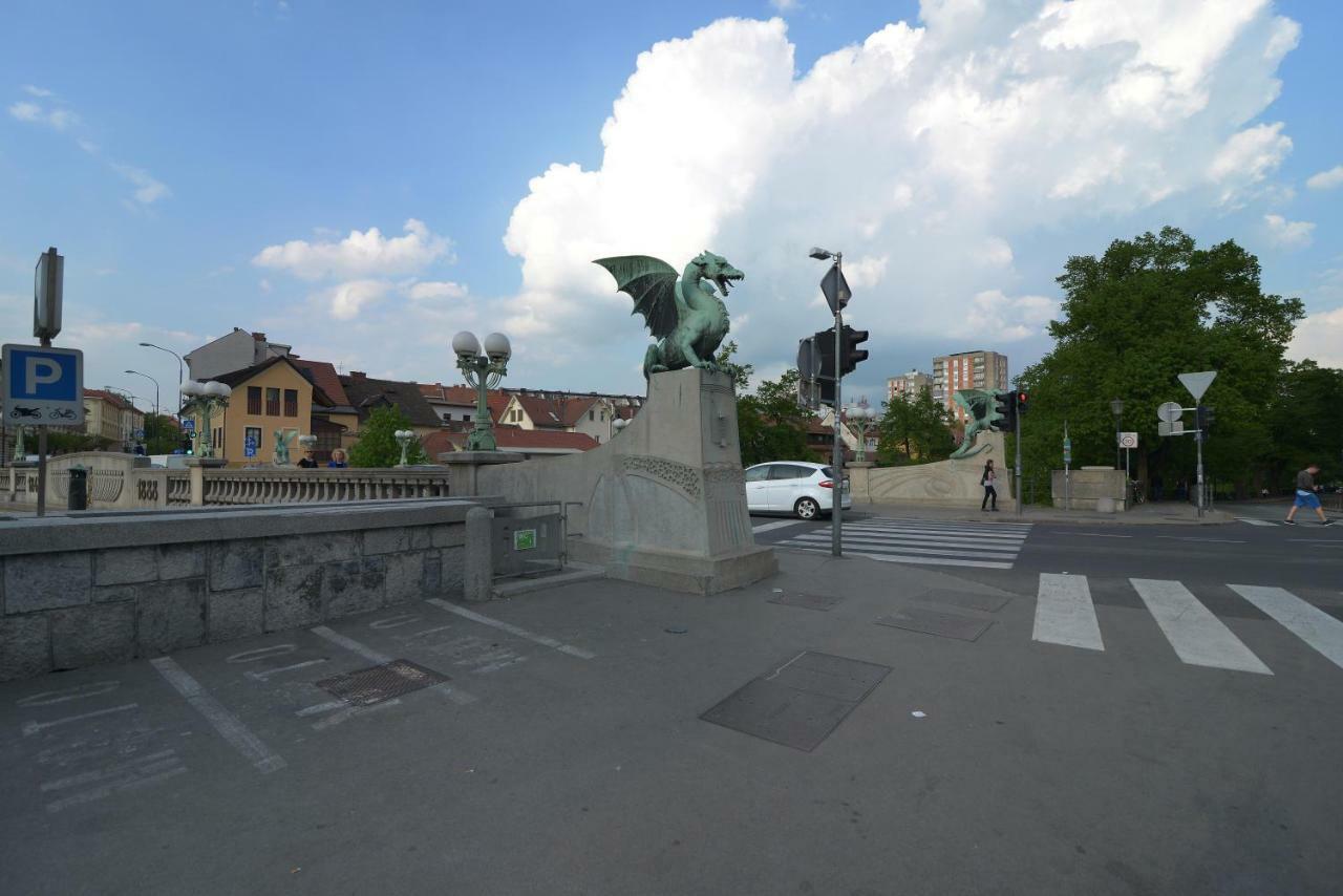 River Side Central Market Ljubljana Dış mekan fotoğraf